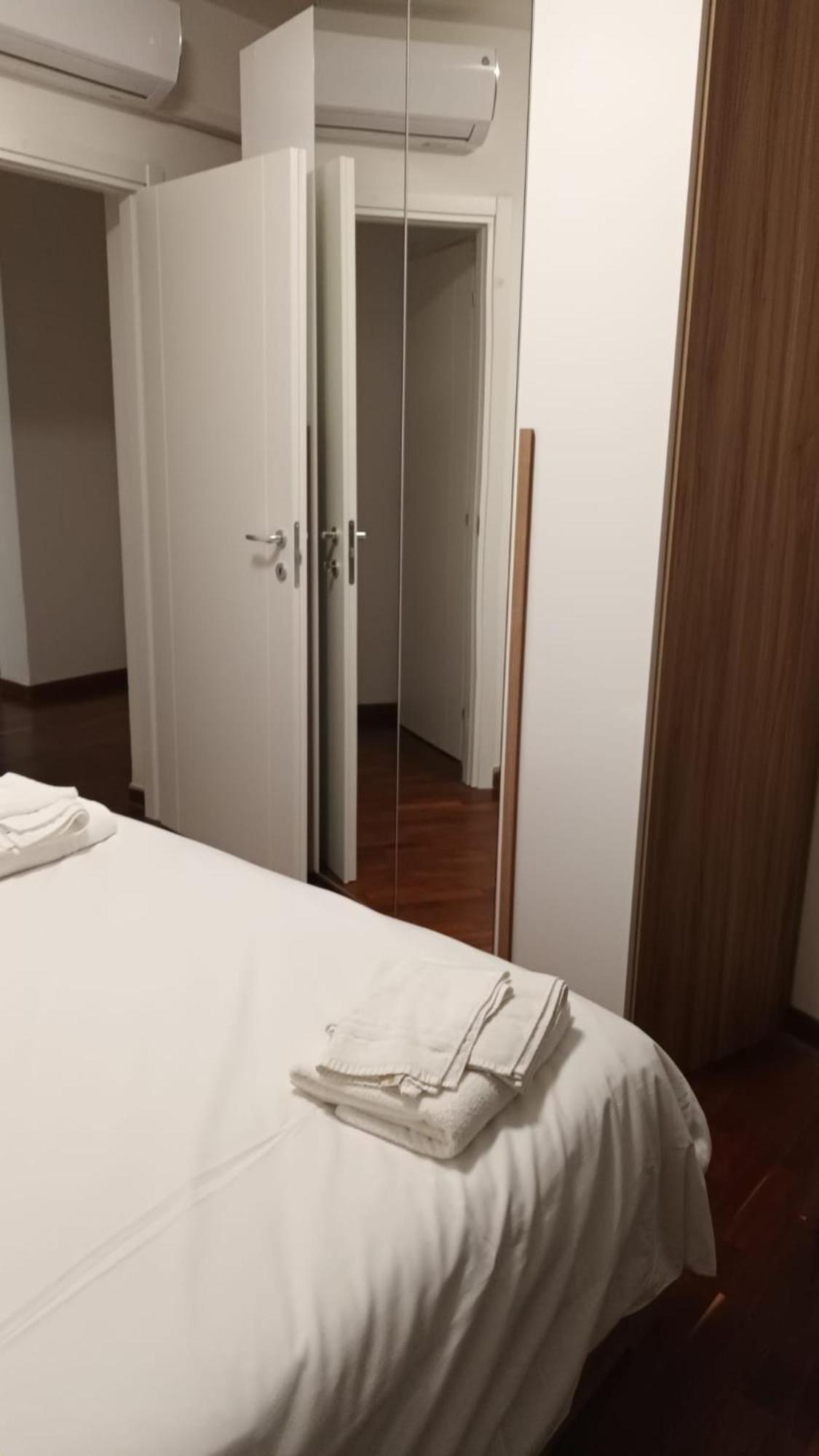 Una dimora intera senza cucina con parcheggio interno Livorno Esterno foto
