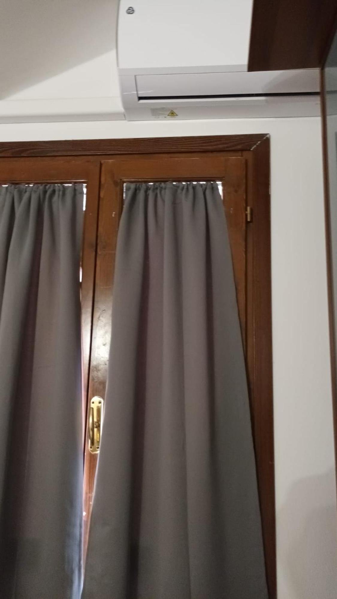 Una dimora intera senza cucina con parcheggio interno Livorno Esterno foto